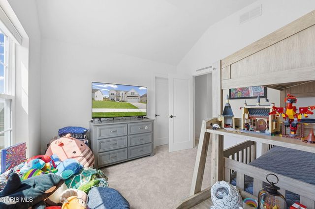 130 Barton Creek Drive, Perrysburg, OH 43551