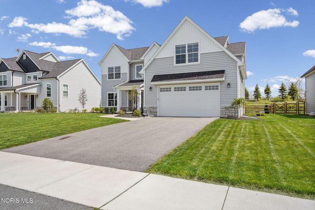 130 Barton Creek Drive, Perrysburg, OH 43551