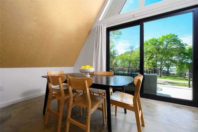 1219 Whispering Springs Drive, Tool, TX 75143