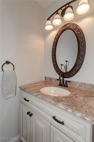397 Connie Court, Eastlake, OH 44095