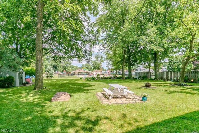 397 Connie Court, Eastlake, OH 44095