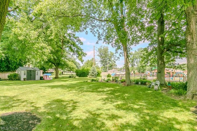 397 Connie Court, Eastlake, OH 44095