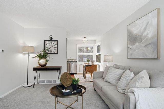 1538 Wilson Avenue, Saint Paul, MN 55106