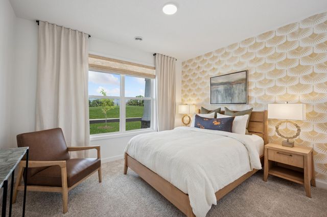 5196 Long Pointe Bay, Woodbury, MN 55129