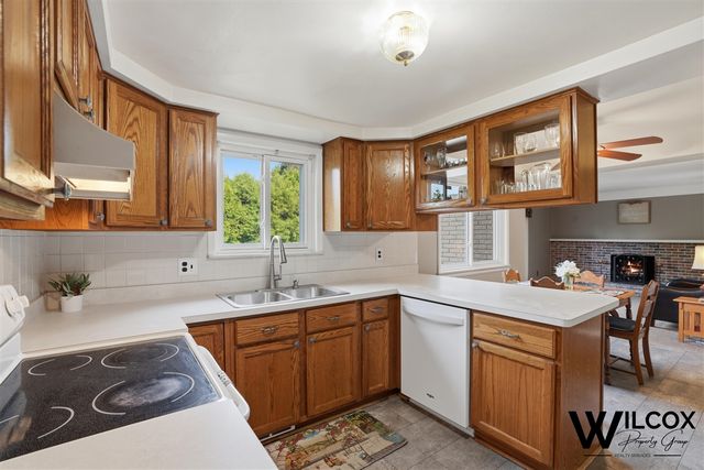 37944 Santa Anna Street, Clinton Township, MI 48036