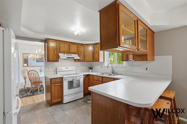 37944 Santa Anna Street, Clinton Township, MI 48036