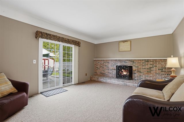 37944 Santa Anna Street, Clinton Township, MI 48036
