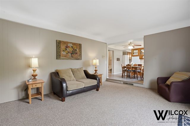 37944 Santa Anna Street, Clinton Township, MI 48036