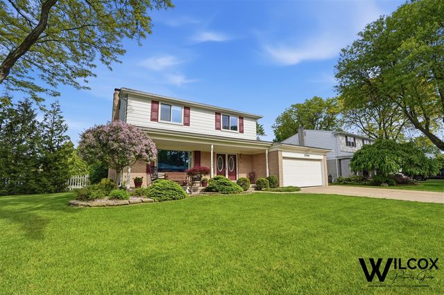 37944 Santa Anna Street, Clinton Township, MI 48036