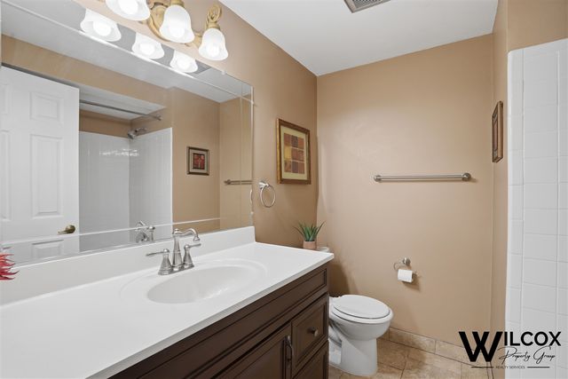 37944 Santa Anna Street, Clinton Township, MI 48036