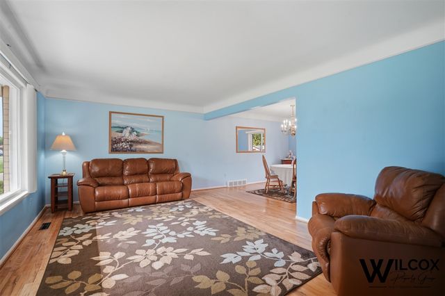 37944 Santa Anna Street, Clinton Township, MI 48036
