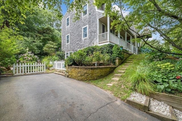 20 Brady Rd, Bourne, MA 02562