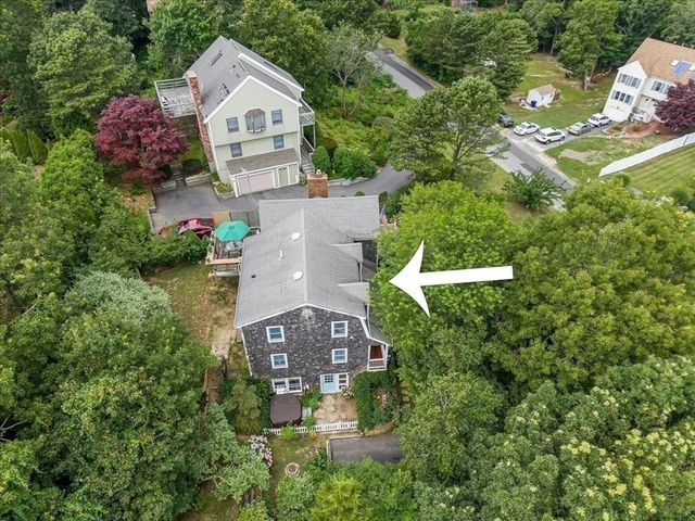 20 Brady Rd, Bourne, MA 02562