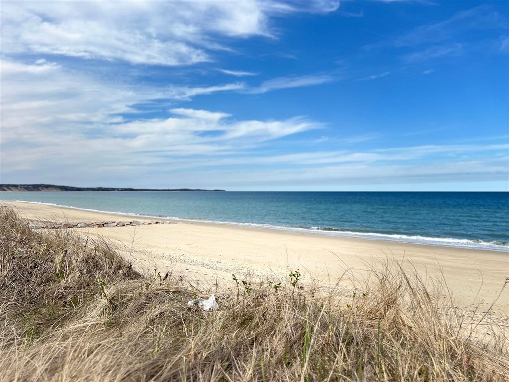 20 Brady Rd, Bourne, MA 02562