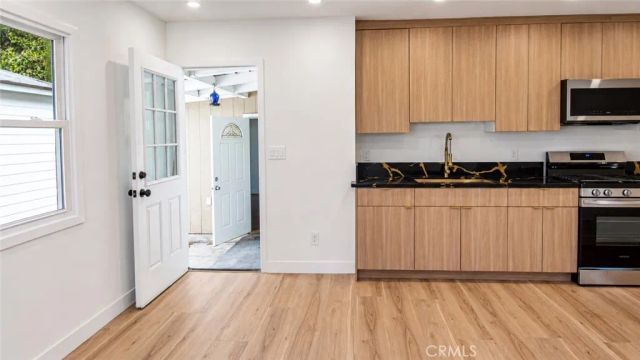 8794 Ranchito Ave., Panorama City, CA 91402