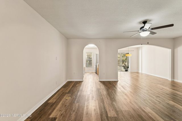 11798 LAKE BEND Circle, Jacksonville, FL 32218