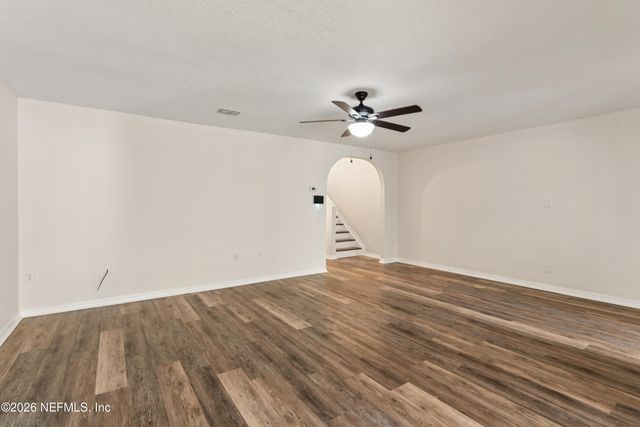 11798 LAKE BEND Circle, Jacksonville, FL 32218