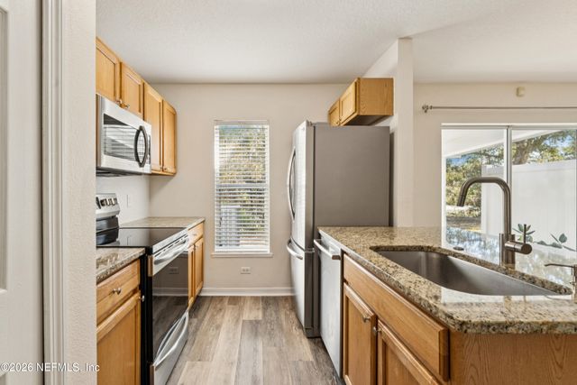 11798 LAKE BEND Circle, Jacksonville, FL 32218