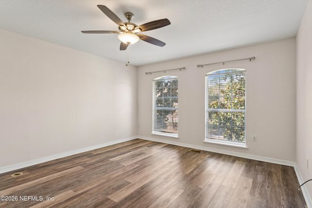 11798 LAKE BEND Circle, Jacksonville, FL 32218