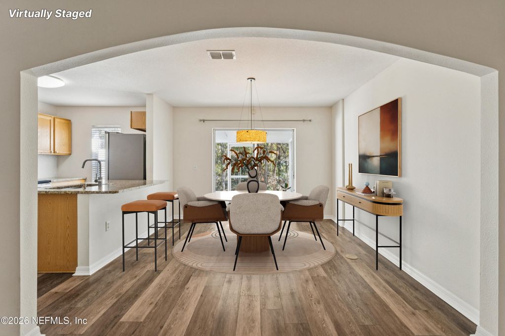 11798 LAKE BEND Circle, Jacksonville, FL 32218