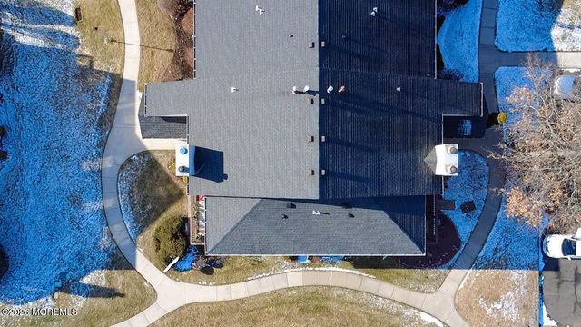 455 Hawthorne Place, Morganville, NJ 07751