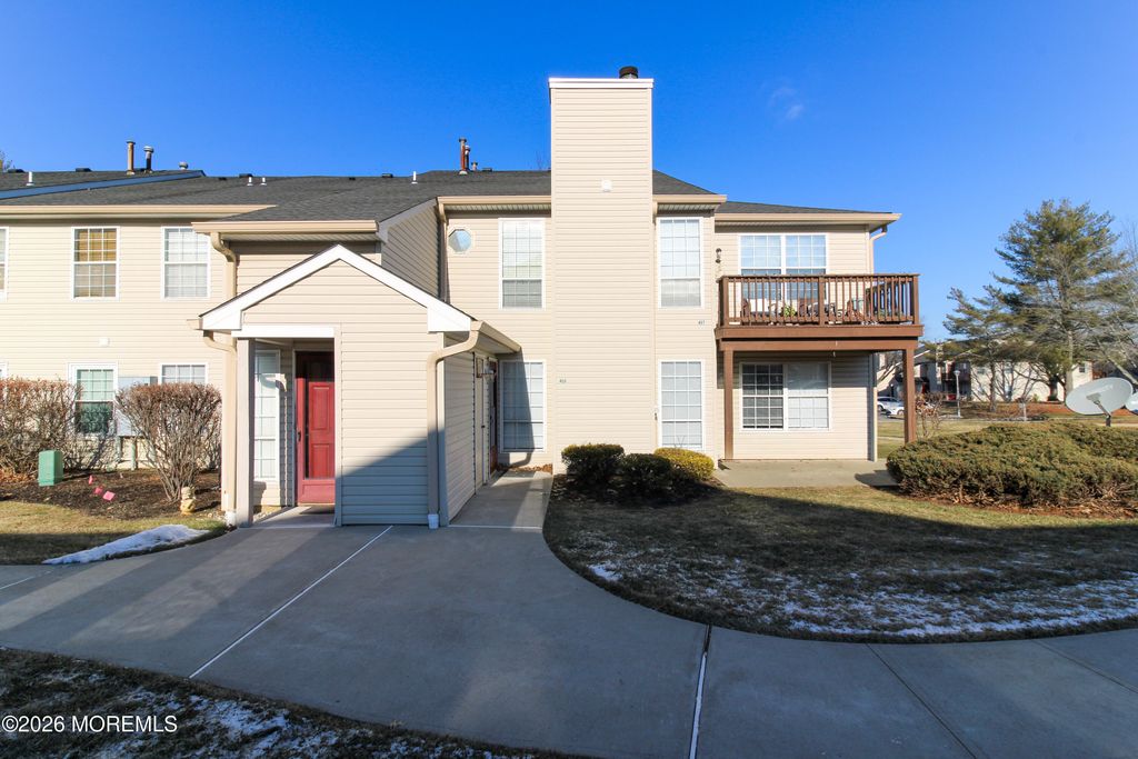 455 Hawthorne Place, Morganville, NJ 07751