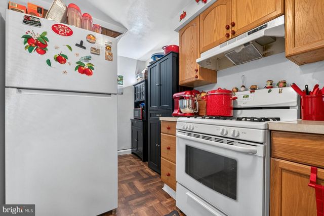3930 LYNDALE AVE, Baltimore, MD 21213
