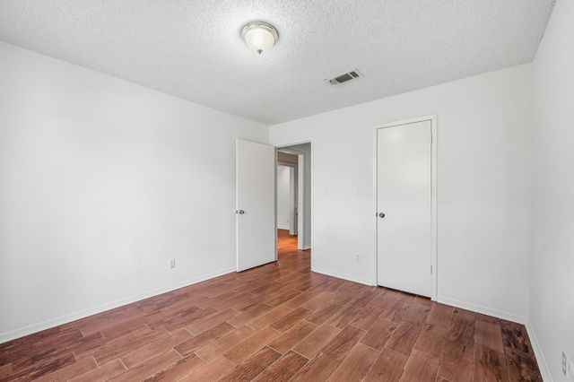 6122 Havendale Drive, Houston, TX 77072