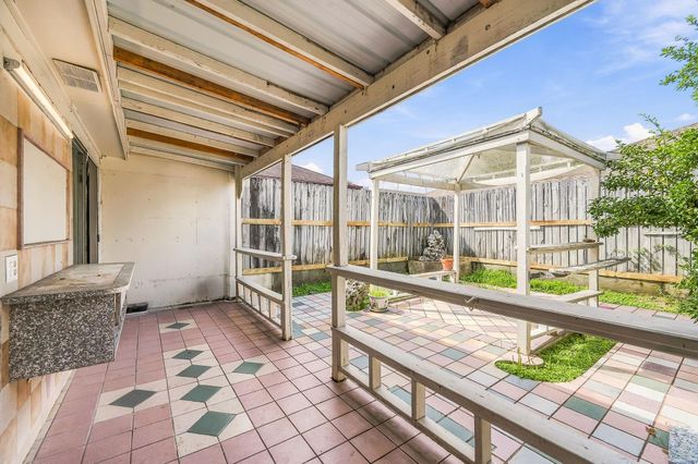 6122 Havendale Drive, Houston, TX 77072
