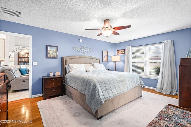 6359 LAKE PLANTATION Drive, Jacksonville, FL 32244