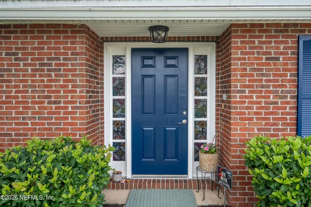 6359 LAKE PLANTATION Drive, Jacksonville, FL 32244