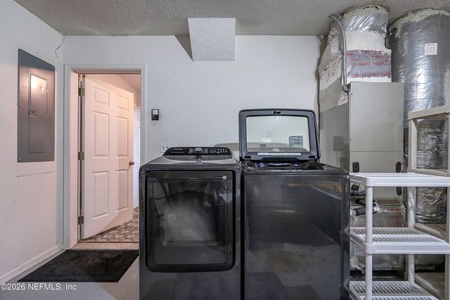 6359 LAKE PLANTATION Drive, Jacksonville, FL 32244