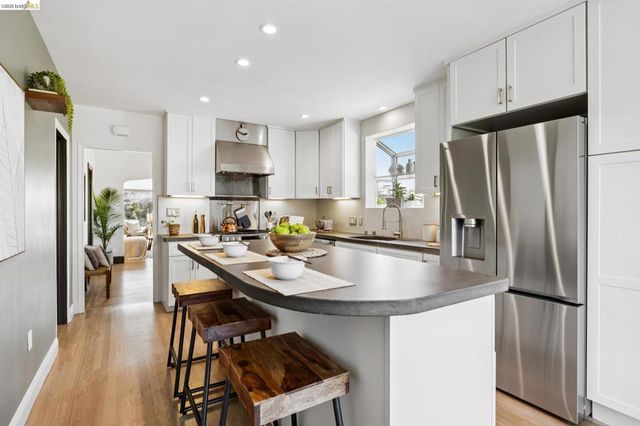 1509 Francis St, Albany, CA 94706