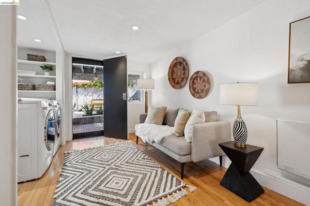 1509 Francis St, Albany, CA 94706