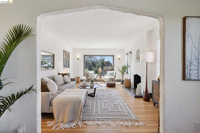 1509 Francis St, Albany, CA 94706