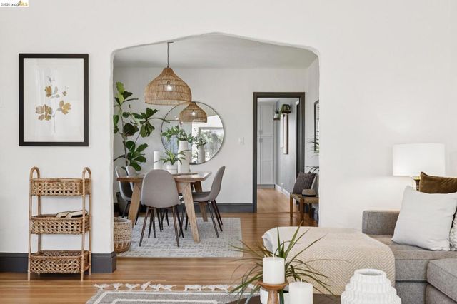 1509 Francis St, Albany, CA 94706