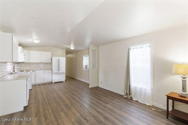 2243 W Gueneveres Way, Post Falls, ID 83854