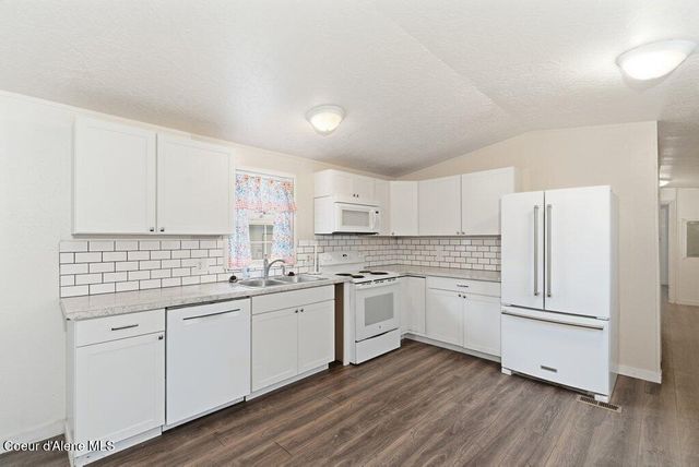 2243 W Gueneveres Way, Post Falls, ID 83854