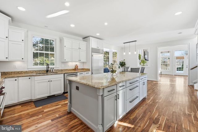 2905 HIBBARD ST, Oakton, VA 22124