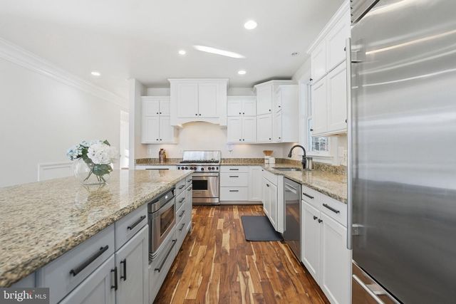 2905 HIBBARD ST, Oakton, VA 22124