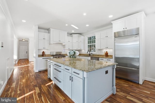 2905 HIBBARD ST, Oakton, VA 22124