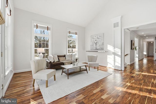 2905 HIBBARD ST, Oakton, VA 22124