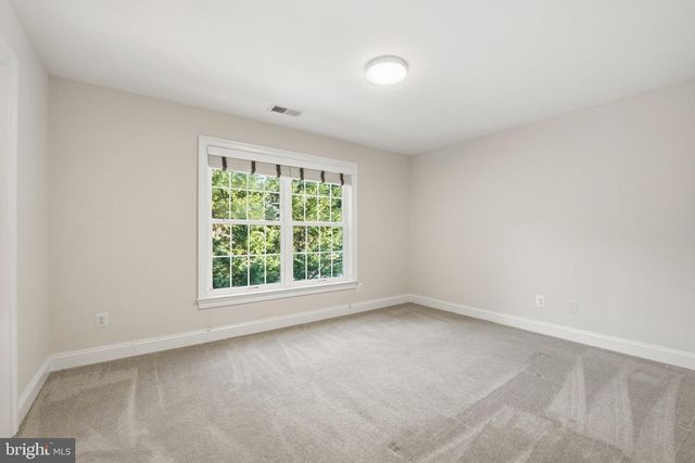 2905 HIBBARD ST, Oakton, VA 22124