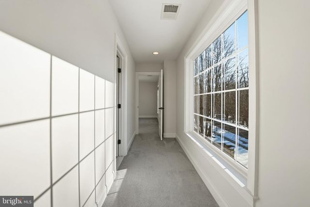 2905 HIBBARD ST, Oakton, VA 22124