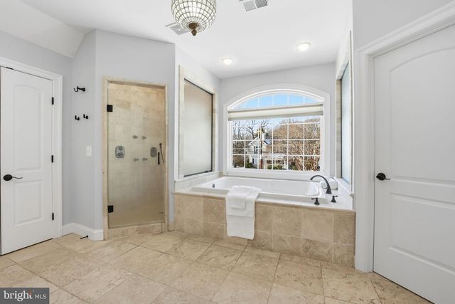 2905 HIBBARD ST, Oakton, VA 22124