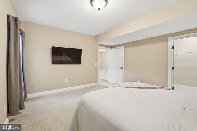 2905 HIBBARD ST, Oakton, VA 22124