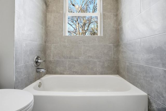 122 Gebert Street, Reading, OH 45215