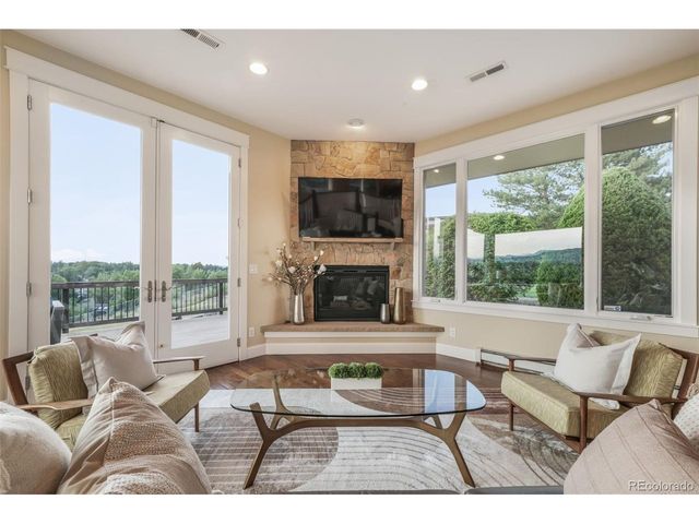 3121 Mountain Shadows Dr, Wheat Ridge, CO 80215