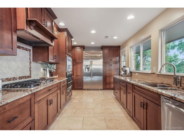 3121 Mountain Shadows Dr, Wheat Ridge, CO 80215