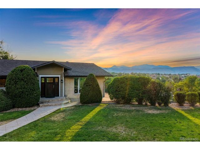 3121 Mountain Shadows Dr, Wheat Ridge, CO 80215